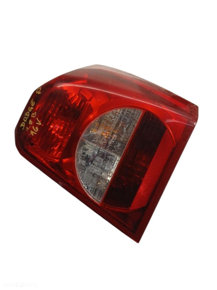 LAMPA PRAWA TYLNA TYŁ DODGE CALIBER - 2