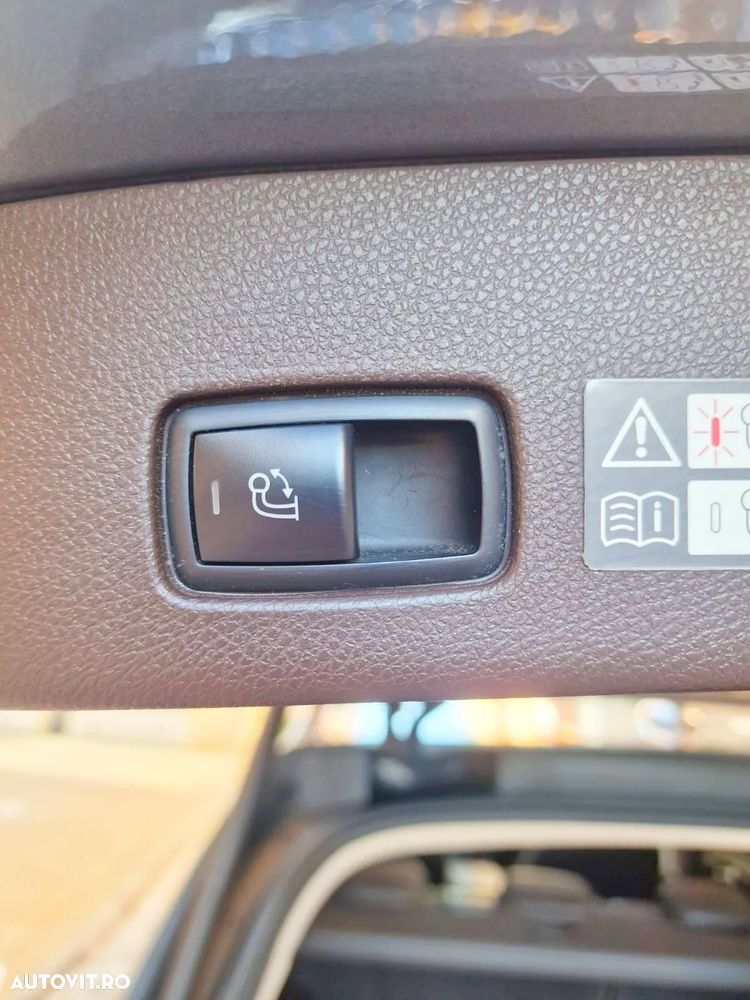 Mercedes-Benz GLS - 25