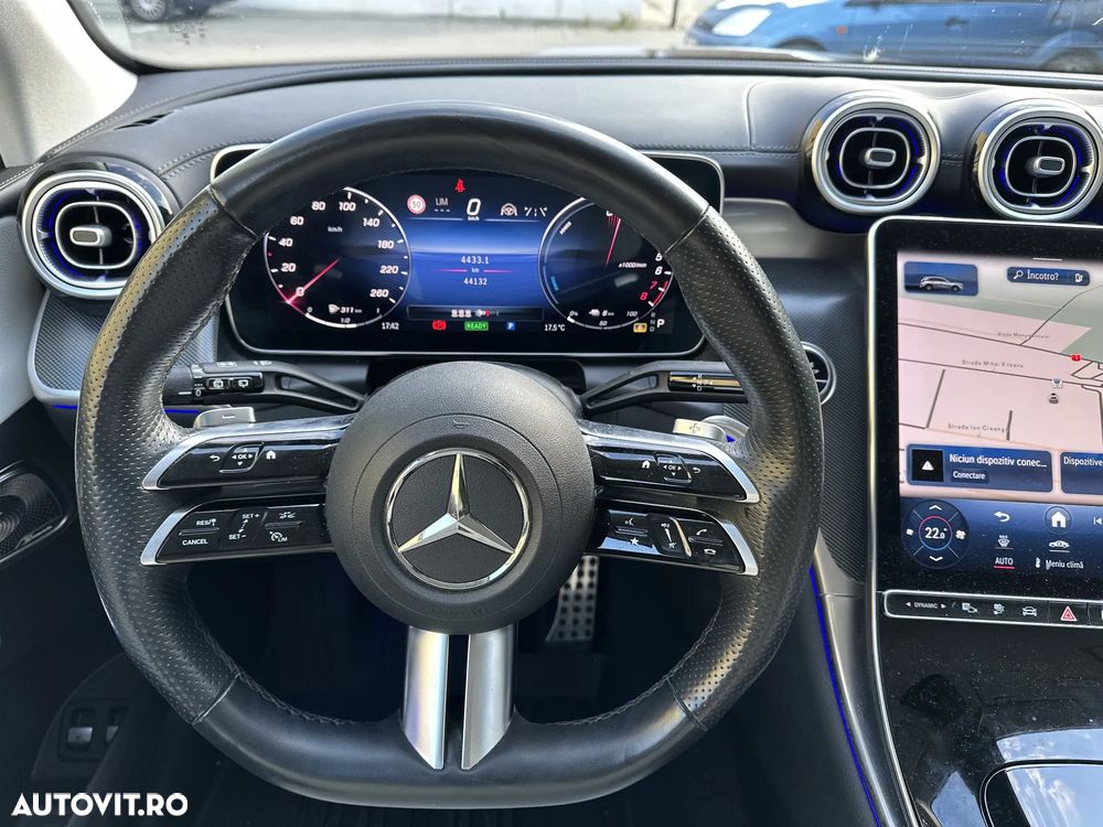 Mercedes-Benz GLC 300 e 4Matic 9G-TRONIC AMG Line - 10