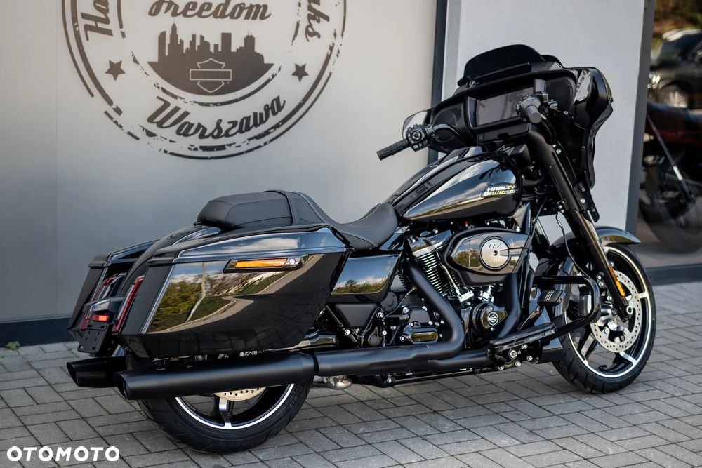 Harley-Davidson Touring Street Glide - 3