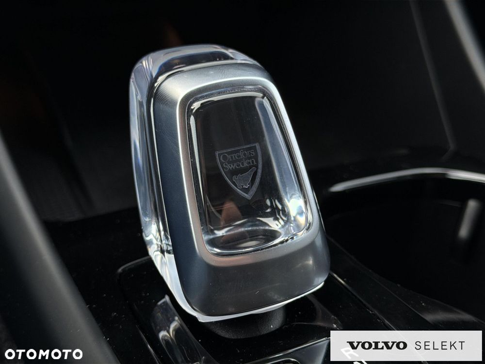 Volvo XC 40 - 24