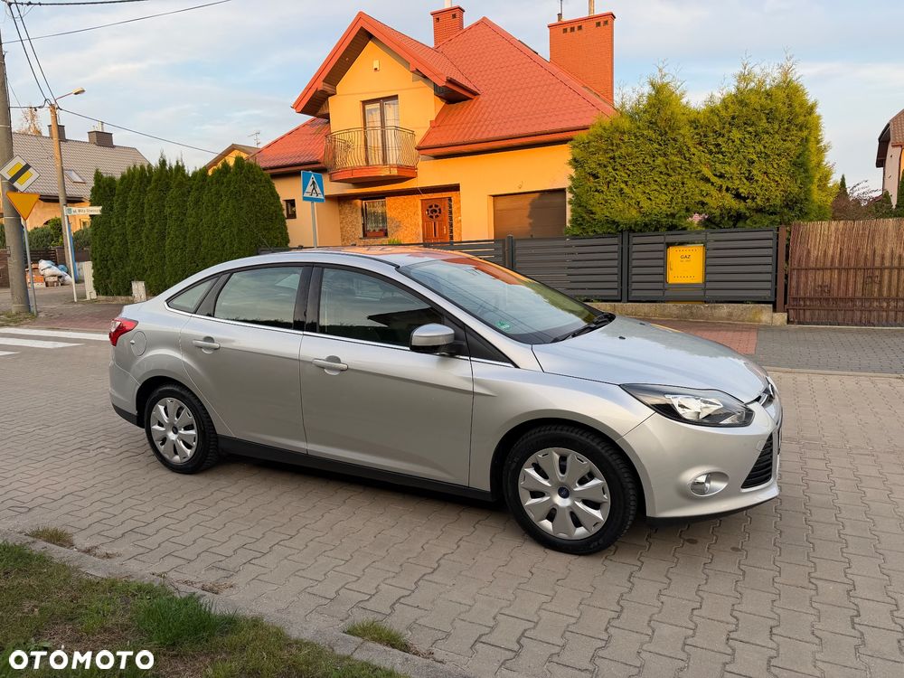 Ford Focus 1.6 Ti-VCT Titanium - 15