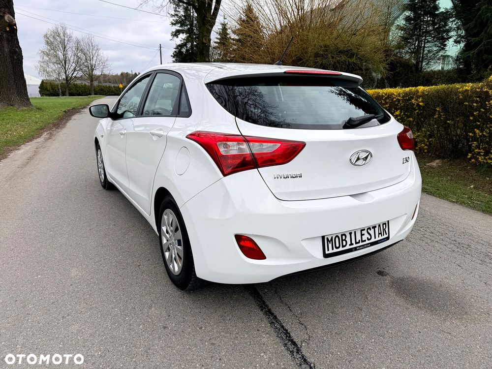 Hyundai i30 - 23
