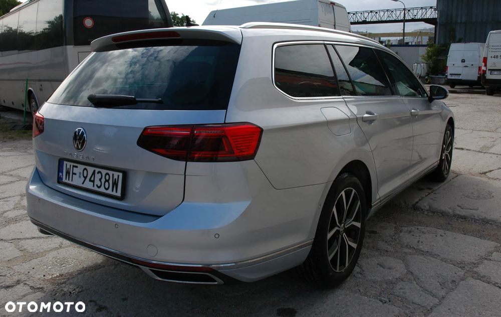 Volkswagen Passat - 36