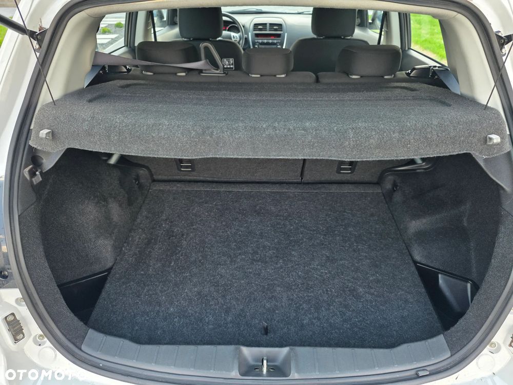 Mitsubishi ASX 1.6 ARCTIC - 18