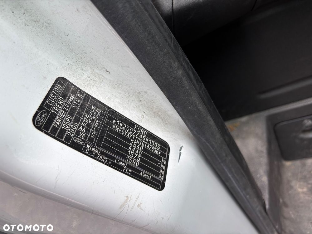 Ford Transit Custom L1H1 Klima Hak Tempomat Relingi Nowy rozrząd - 23