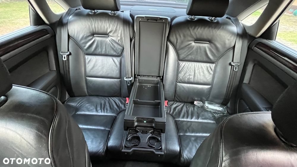 Audi A8 3.7 Quattro - 27