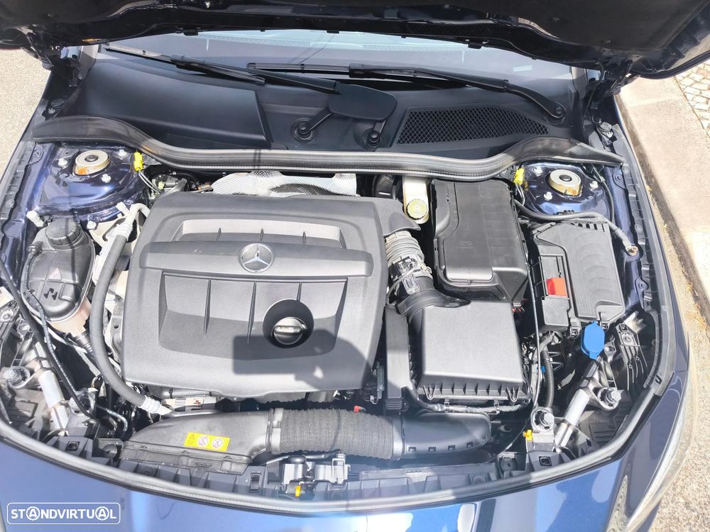 Mercedes-Benz CLA 180 d Shooting Brake Urban Aut. - 15