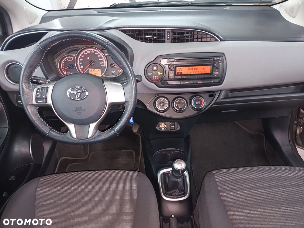 Toyota Yaris 1.0 Sprint EU6 - 13