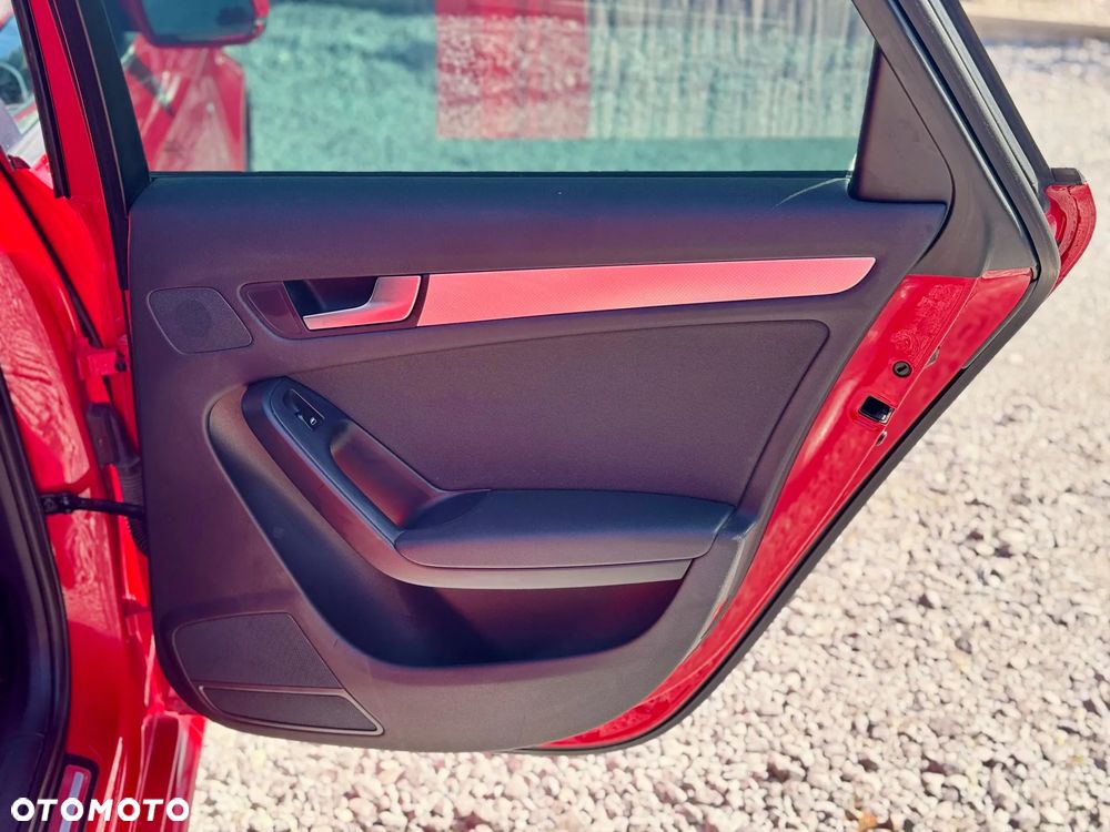 Audi A4 Avant 2.0 TDI e DPF S line Sportpaket - 16