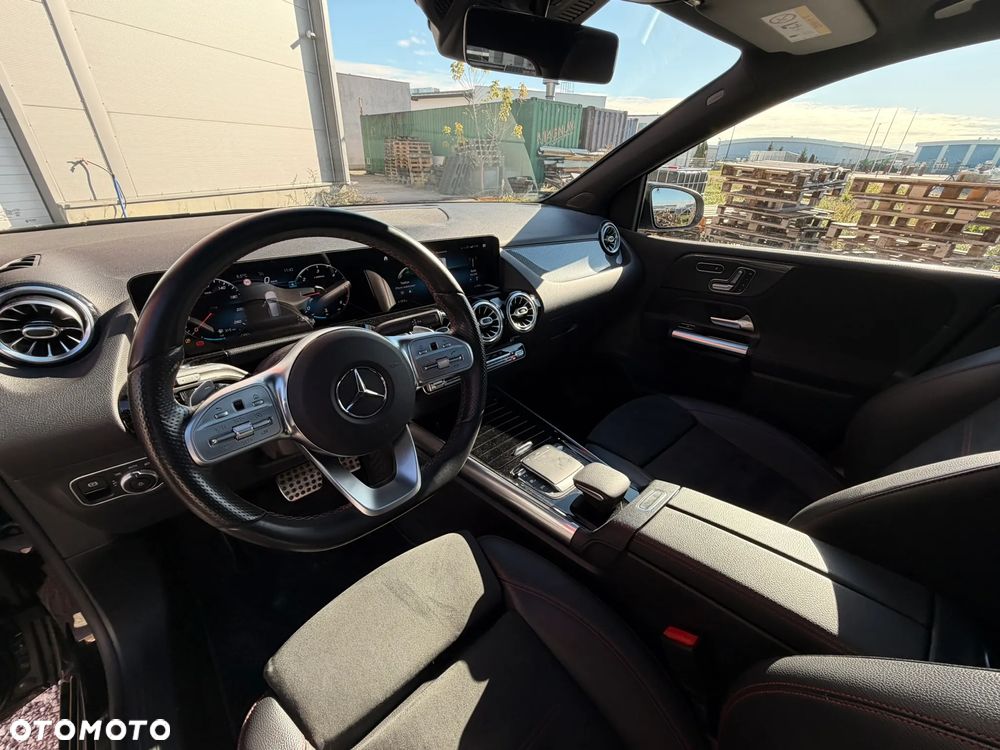 Mercedes-Benz Klasa B 180 d AMG Line 7G-DCT - 14