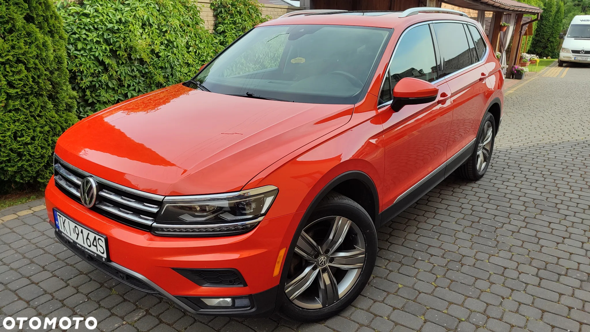 Volkswagen Tiguan 2.0 TSI 4Mot Elegance DSG - 2