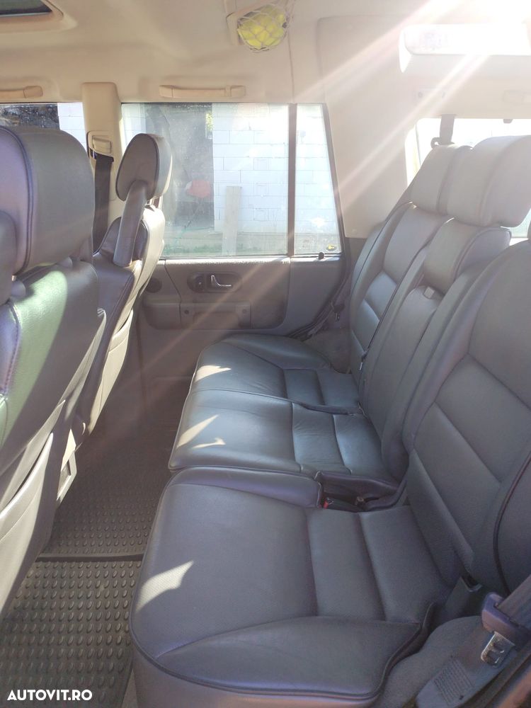 Land Rover Discovery - 12