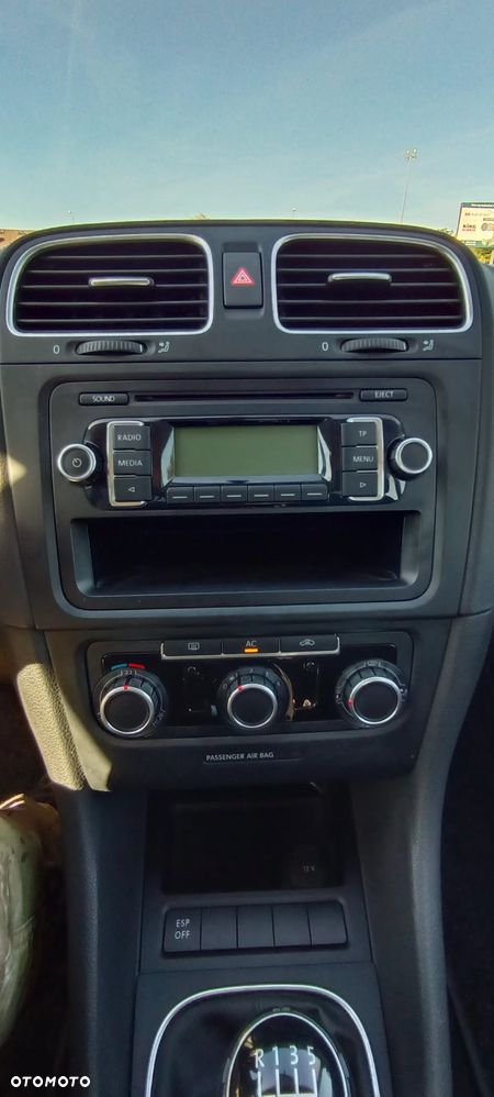 Volkswagen Golf - 16