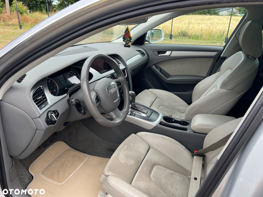 Audi A4 2.0 TFSI Quattro S tronic - 25