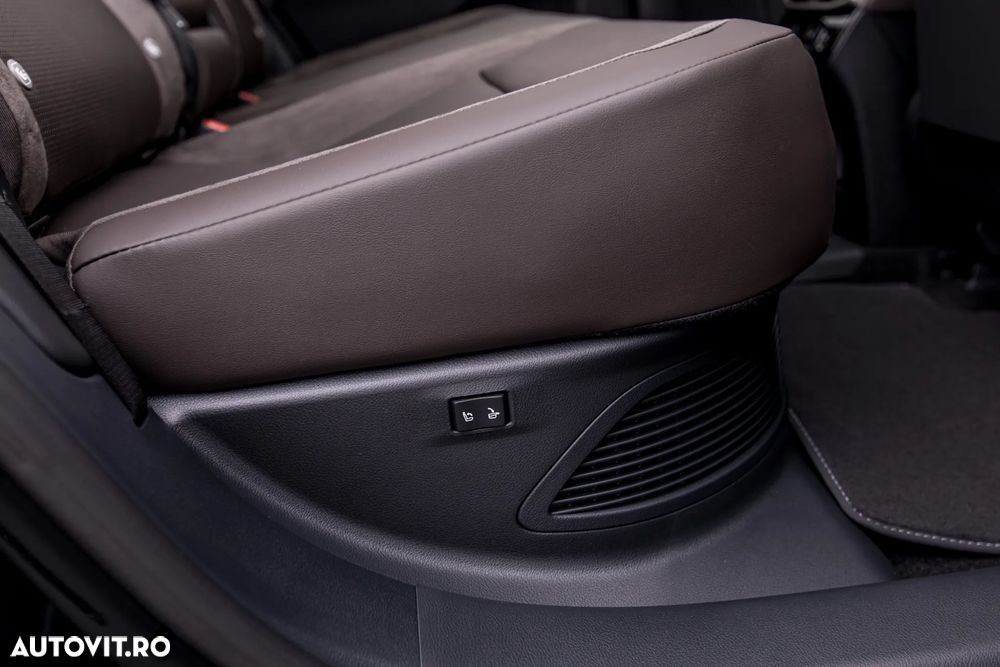 Lexus Seria RX 450h+ E-Four PHEV Luxury Mark Levinson - 39