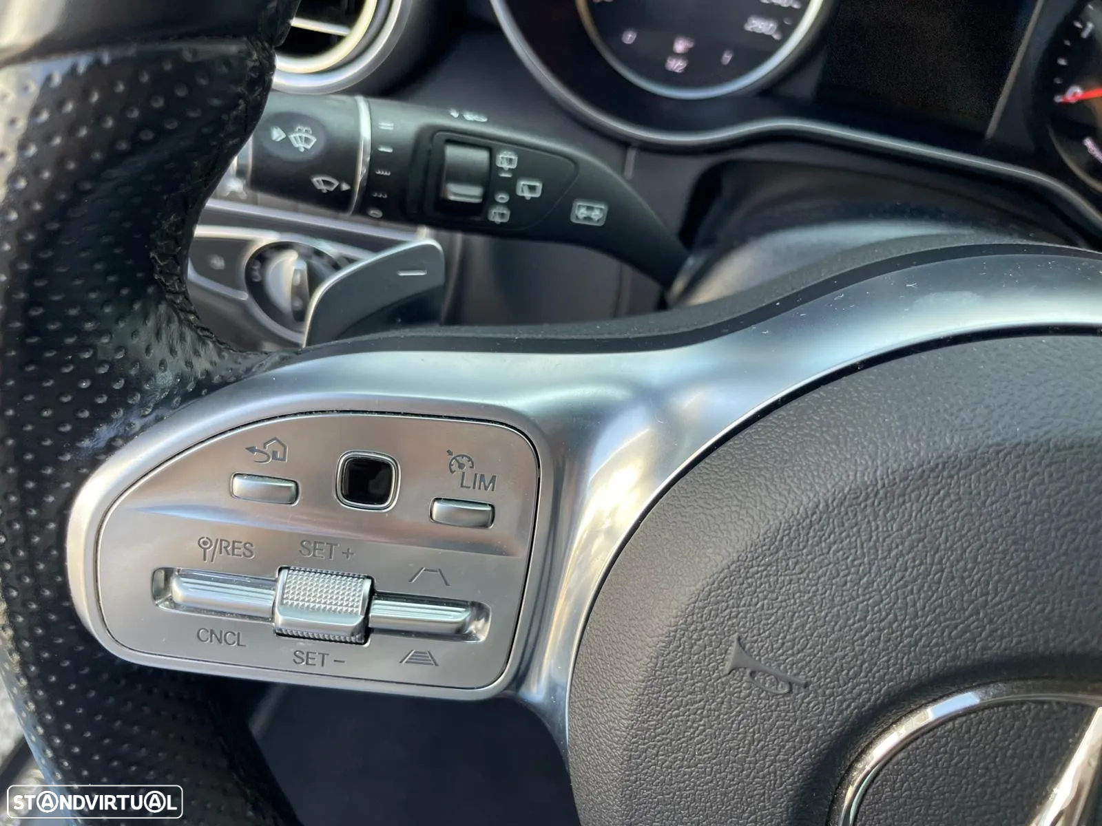 Mercedes-Benz C 300 de AMG Line - 15