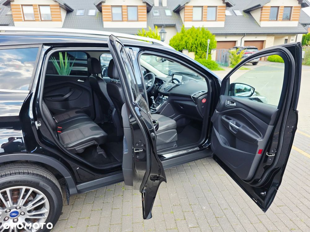 Ford Kuga 1.6 EcoBoost FWD Titanium ASS - 36