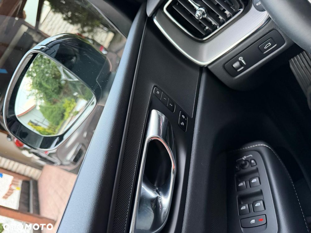 Volvo XC 60 B4 D Geartronic RDesign - 21