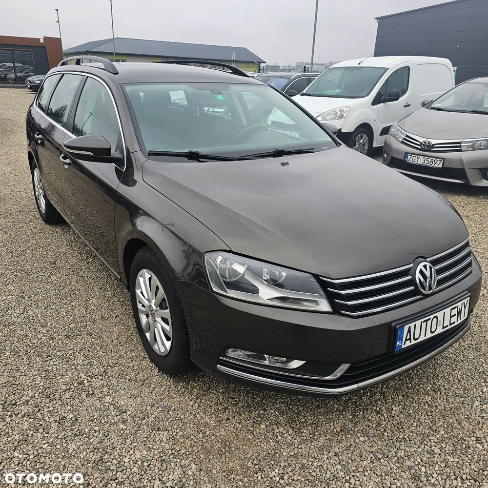 Volkswagen Passat - 8