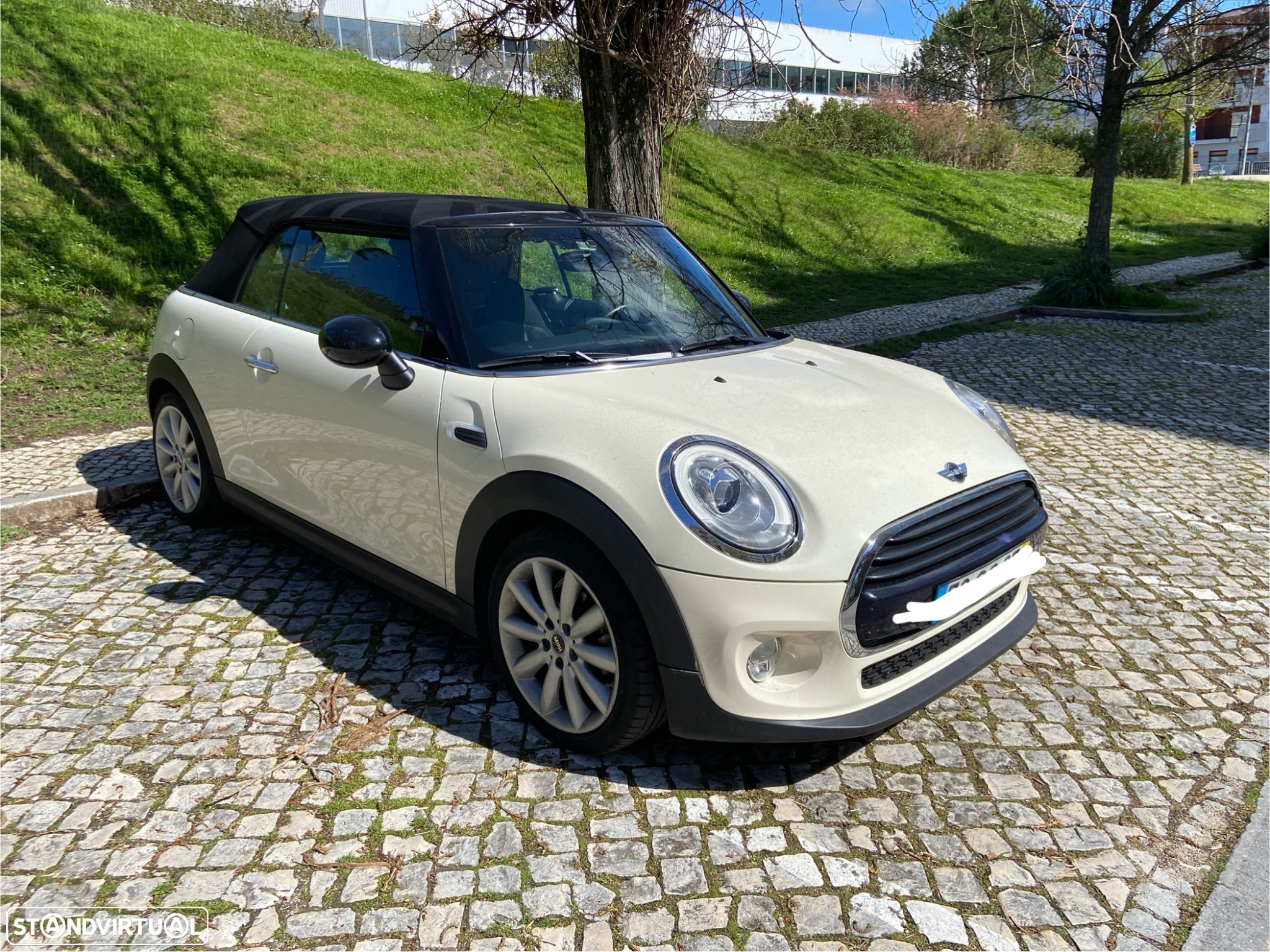 MINI Cabrio Cooper D Auto - 9