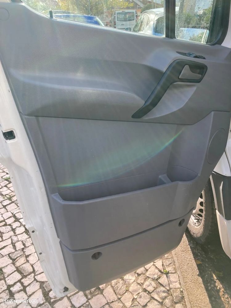 VW Crafter 2.5TDI 140cv - 39