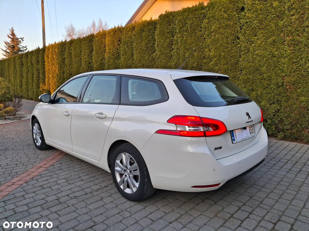 Opel Astra 1.6 CDTI Enjoy S&S - 8