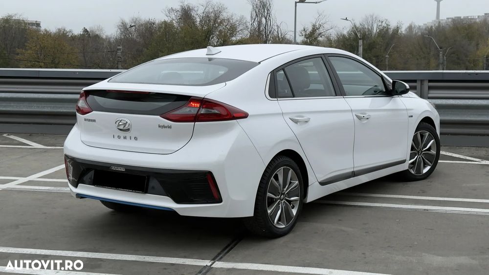 Hyundai IONIQ Hybrid 1.6 GDI Premium - 4
