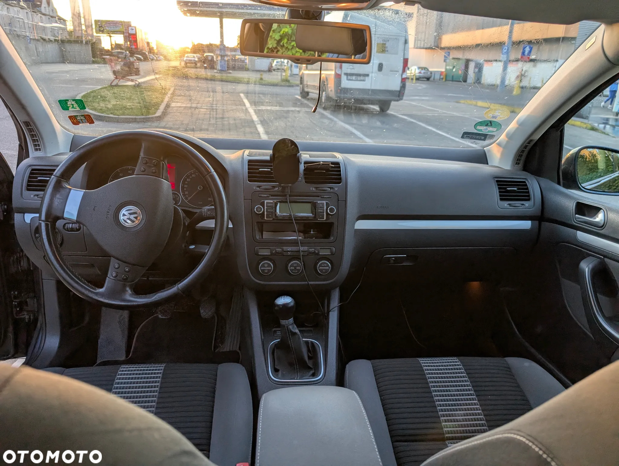 Volkswagen Golf 1.6 United - 11