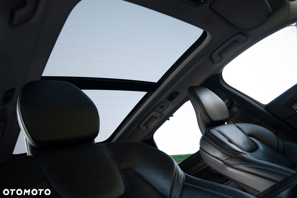 Volvo V90 Cross Country D5 AWD Pro - 16