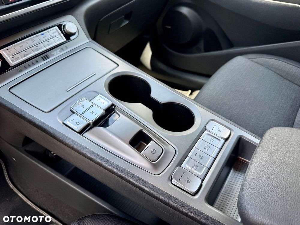 Hyundai Kona 64kWh Premium - 20