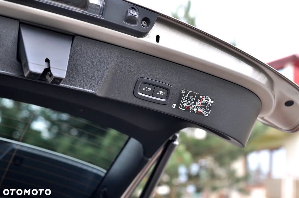 Volvo XC 40 T3 Inscription - 25