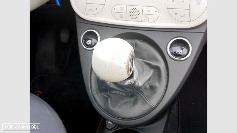 Fiat 500 1.0 Hybrid Club - 22