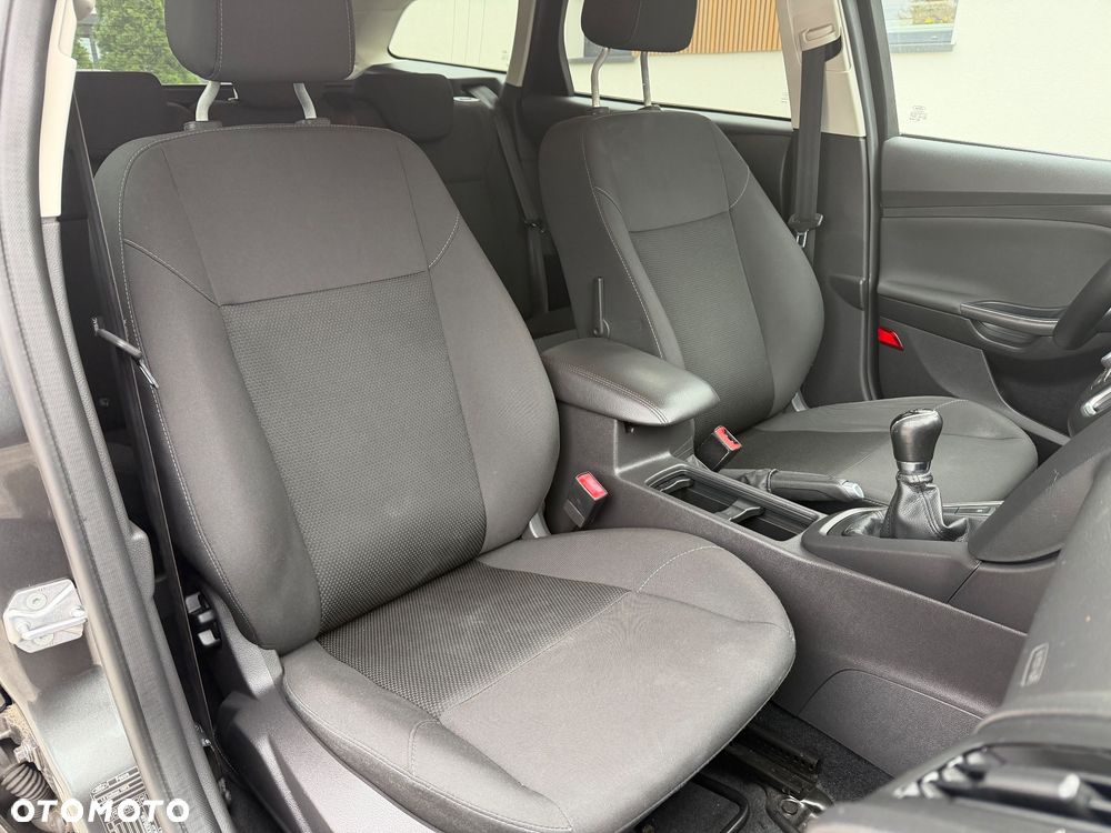 Ford Focus 1.0 EcoBoost Active Business - 18
