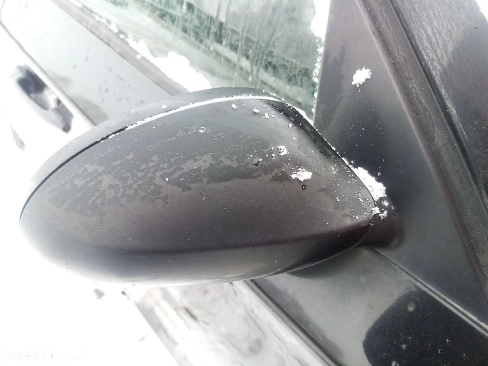 BMW E87 04-07 118D M47D20 - ZDERZAK TYL TYLNI 668/9 SCHWARZ II - 23