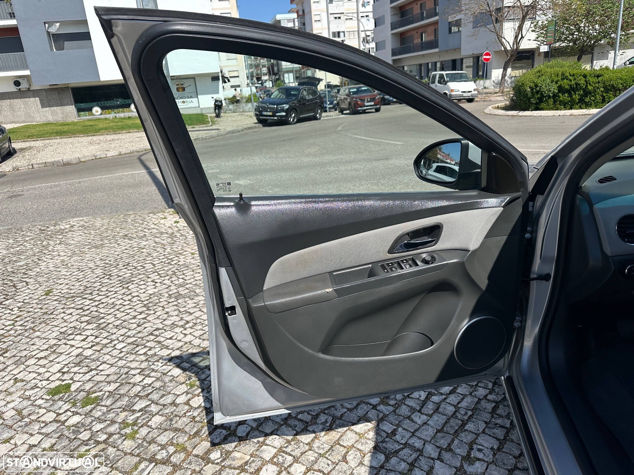 Chevrolet Cruze 2.0 VCDi LT - 17