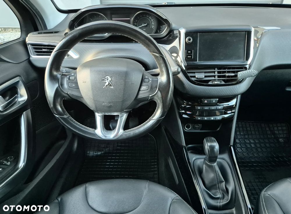 Peugeot 2008 1.2 VTi Allure - 7
