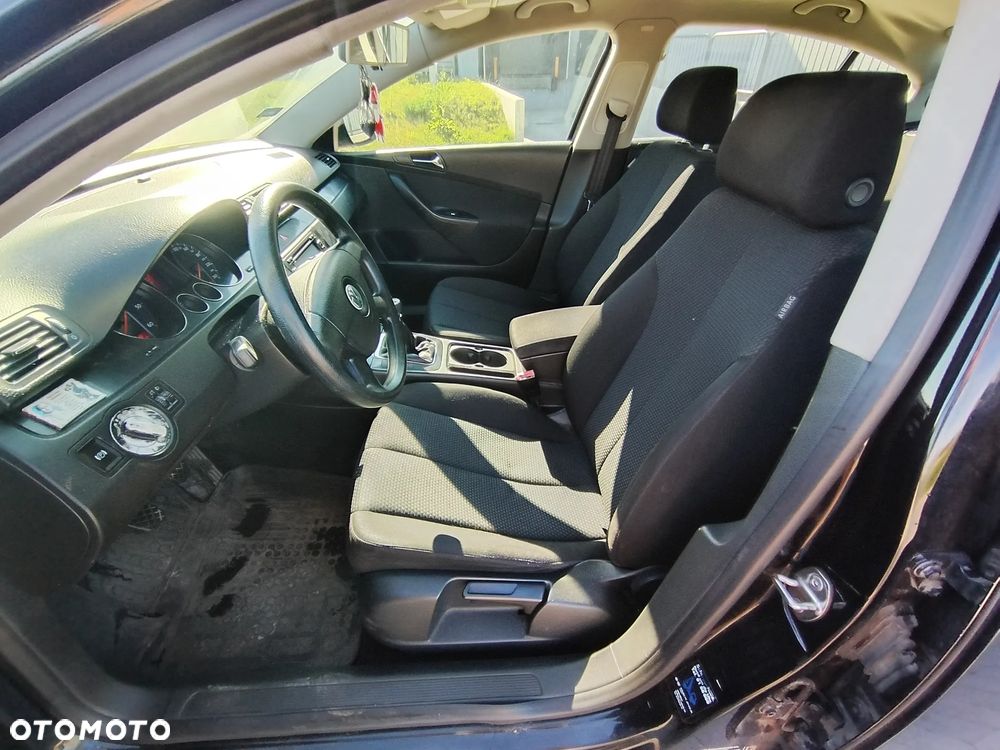 Volkswagen Passat 1.9 TDI DPF Trendline - 10
