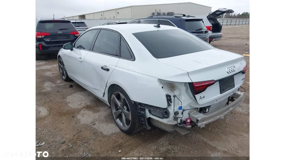 Audi A4 Limousine - 7