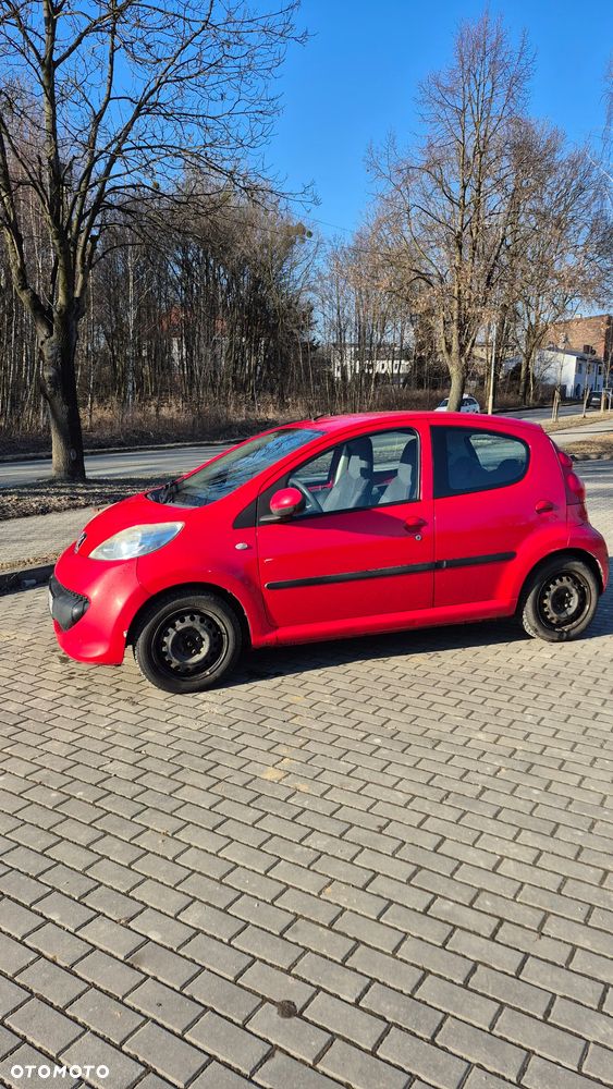 Peugeot 107 1.0 Trendy - 2