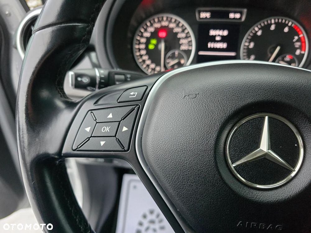 Mercedes-Benz Klasa B 180 (BlueEFFICIENCY) - 25