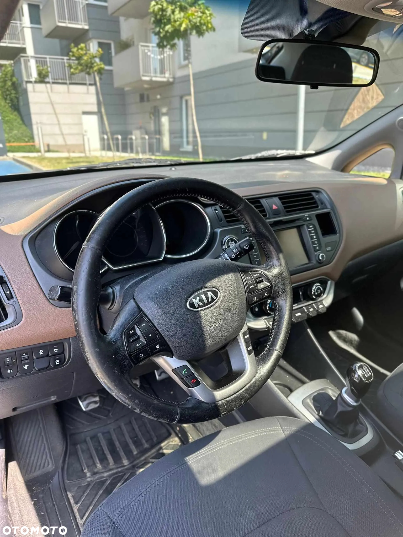 Kia Rio 1.4 CRDi 90 Platinum Edition - 4