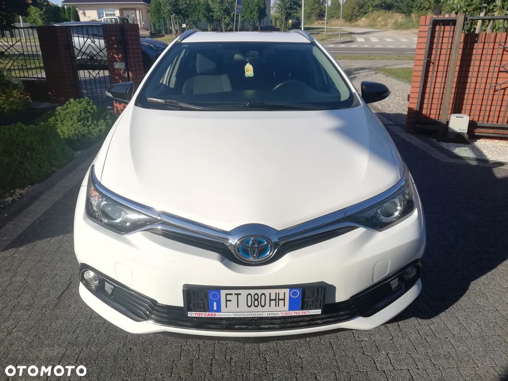 Toyota Auris - 4