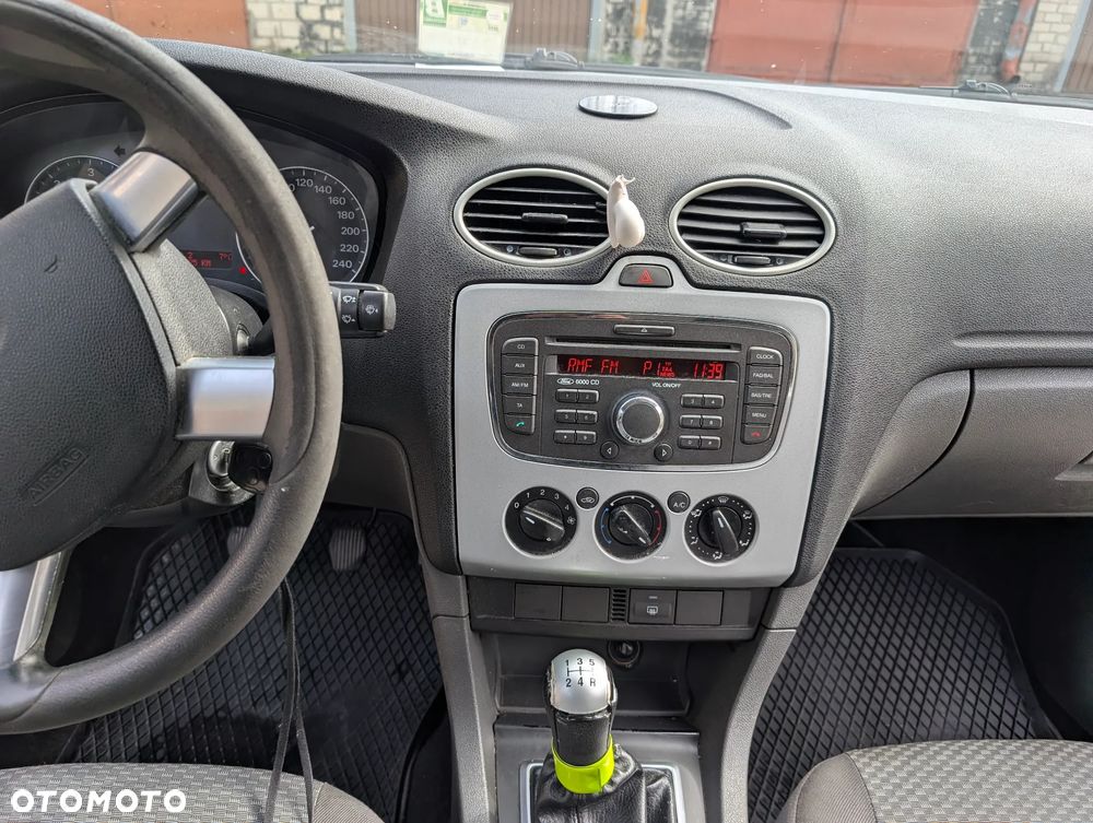 Ford Focus - 11