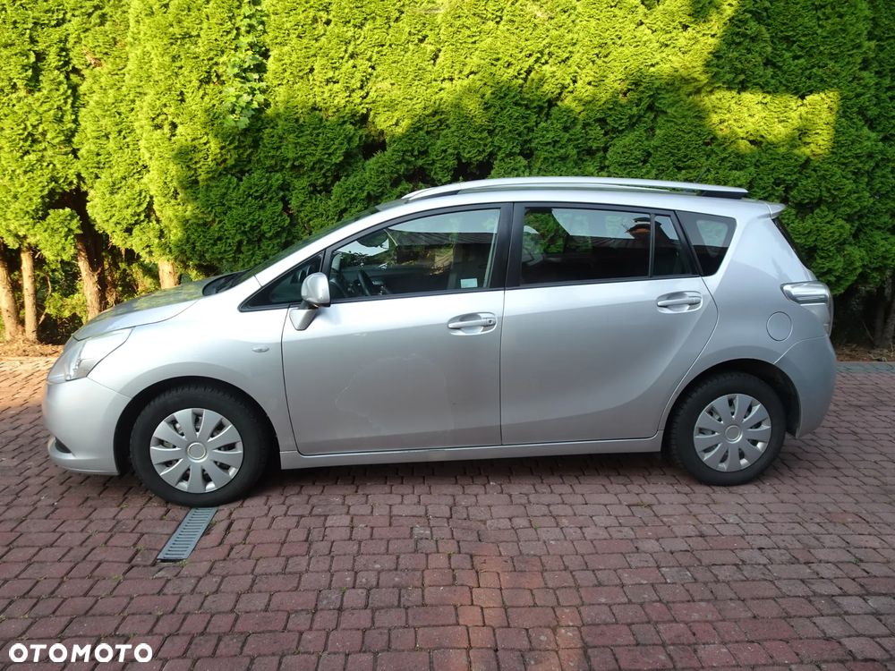 Toyota Verso 2.0 D-4D Sol 7os - 1