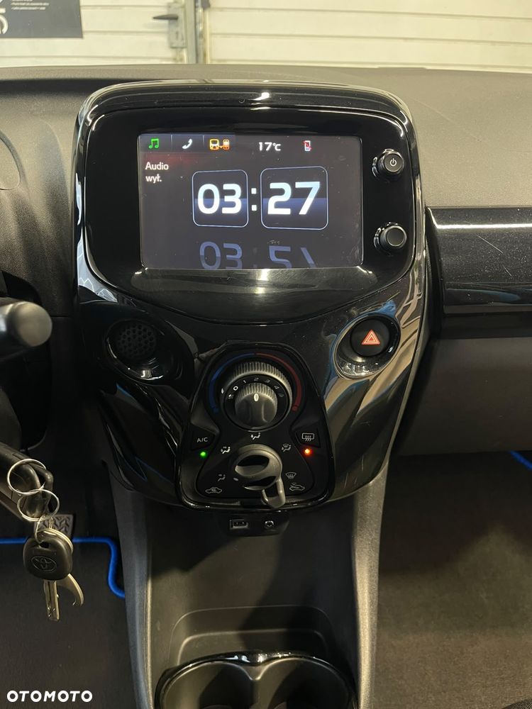 Toyota Aygo x-play Eco - 14