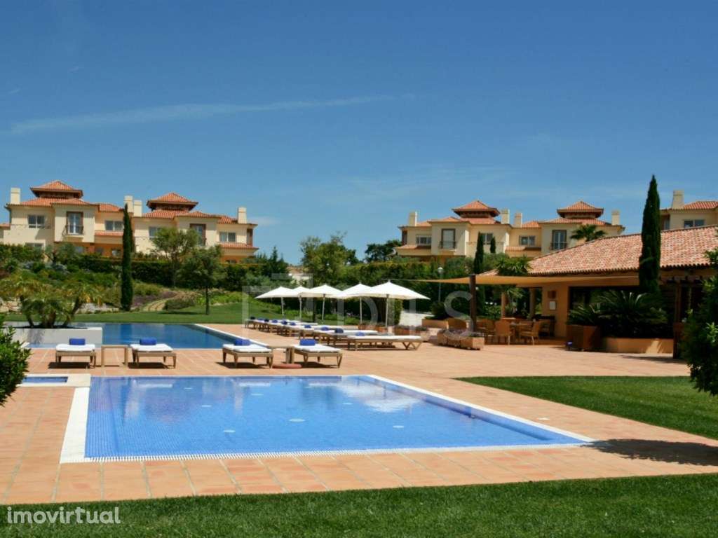 Moradia T3 com terraço e arrecadação no Monte Rei Golf & Country Club - Grande imagem: 3/79