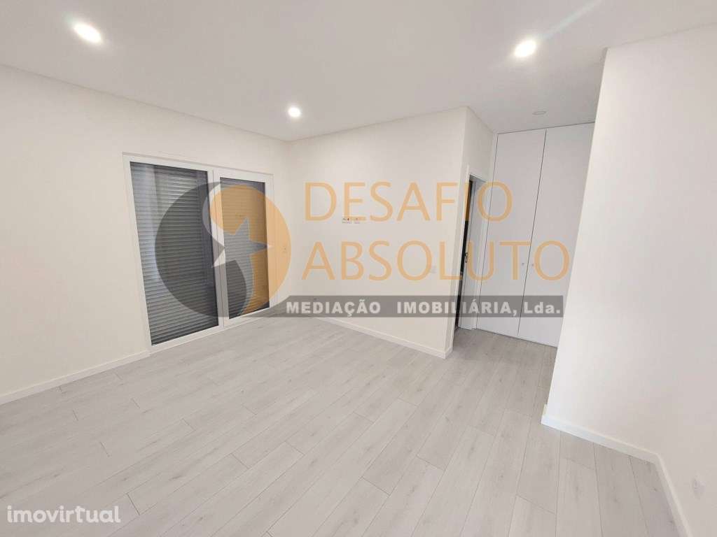 Moradia Geminada T4 Duplex, Gaveto. Pinhal General - Grande imagem: 5/17
