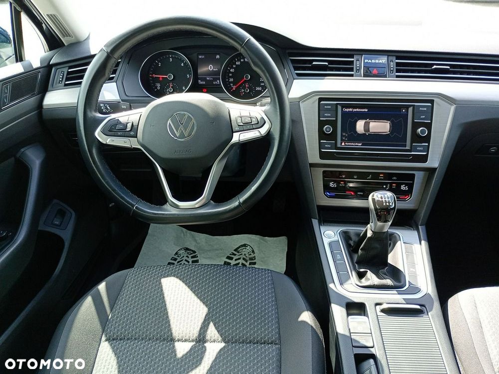 Volkswagen Passat Variant 2.0 TDI EVO Essence - 11