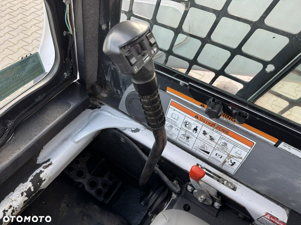 Bobcat S300 Joystick Mini Ładowarka Waga 3692kg - 27